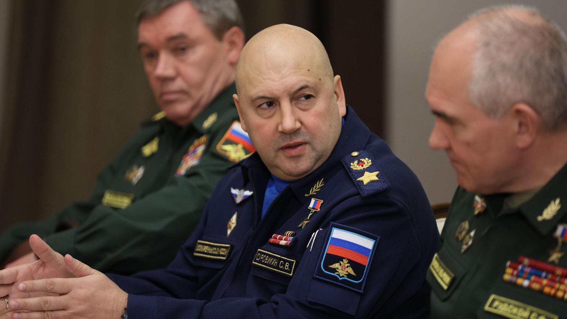 Задержанный после мятежа Пригожина Суровикин освобожден — источники NYT